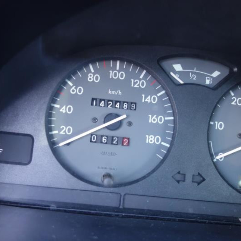 Attache ceinture avant droit CITROEN SAXO Photo n°6
