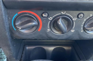 Poignee porte avant gauche RENAULT CLIO 2