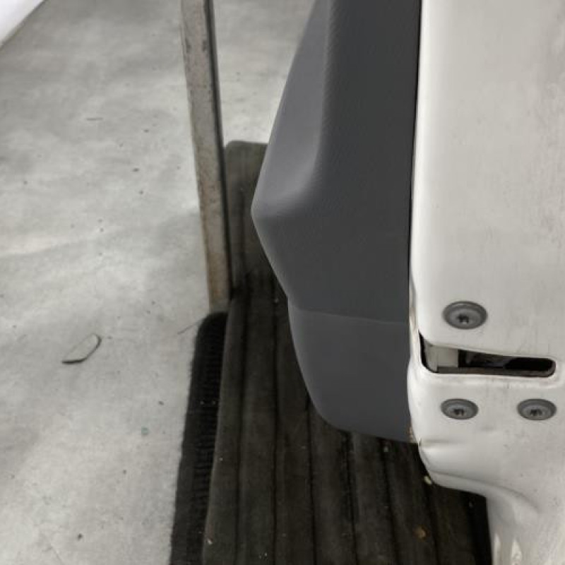 Porte avant droit CITROEN C1 1 Photo n°8