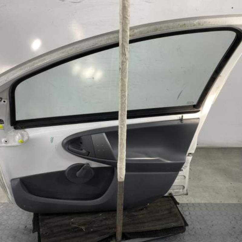 Porte avant droit CITROEN C1 1 Photo n°9