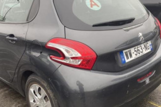 Feu arriere principal gauche (feux) PEUGEOT 208 1