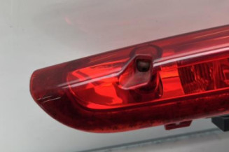 Feu arriere stop central PEUGEOT 208 1