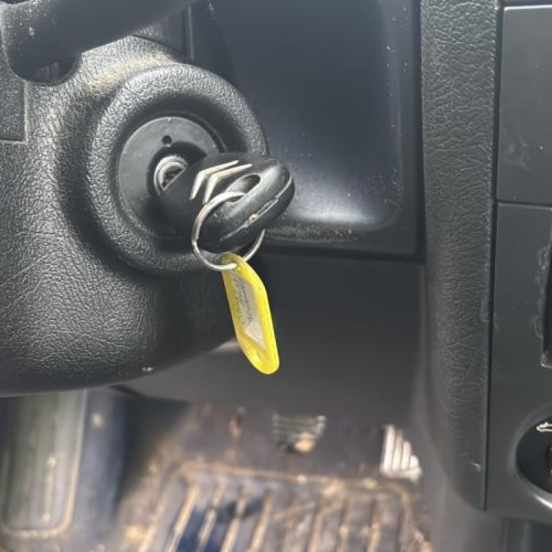 Bouton de coffre CITROEN BERLINGO 1 Photo n°18