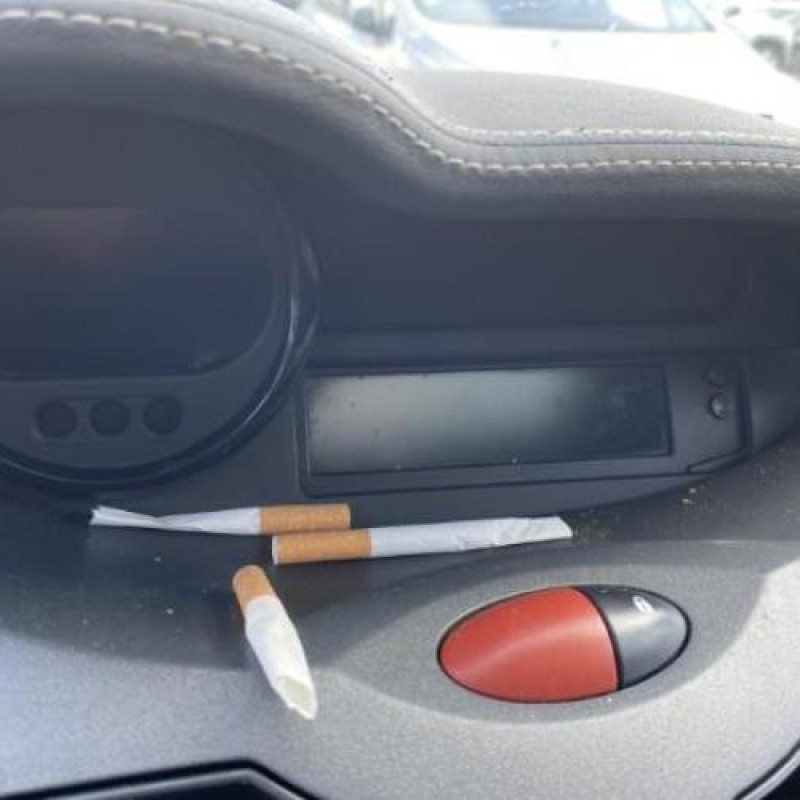 Ceinture avant gauche RENAULT TWINGO 2 Photo n°13