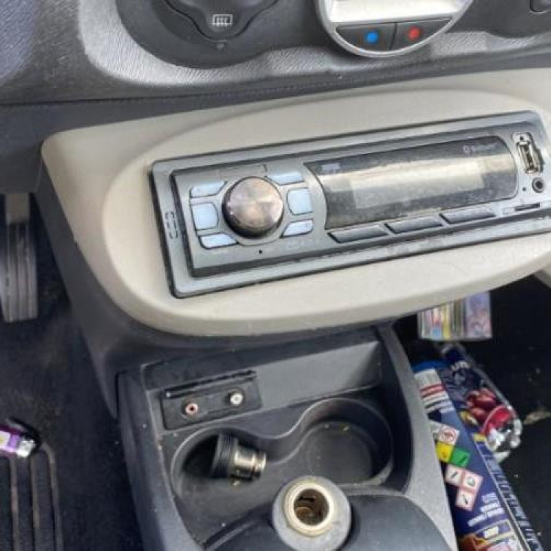 Ceinture avant gauche RENAULT TWINGO 2 Photo n°20