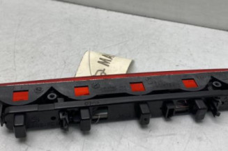 Feu arriere stop central PEUGEOT 106