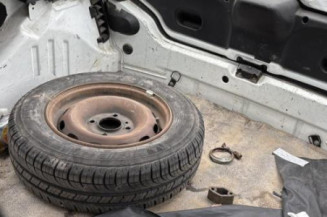 Feu arriere stop central PEUGEOT 106
