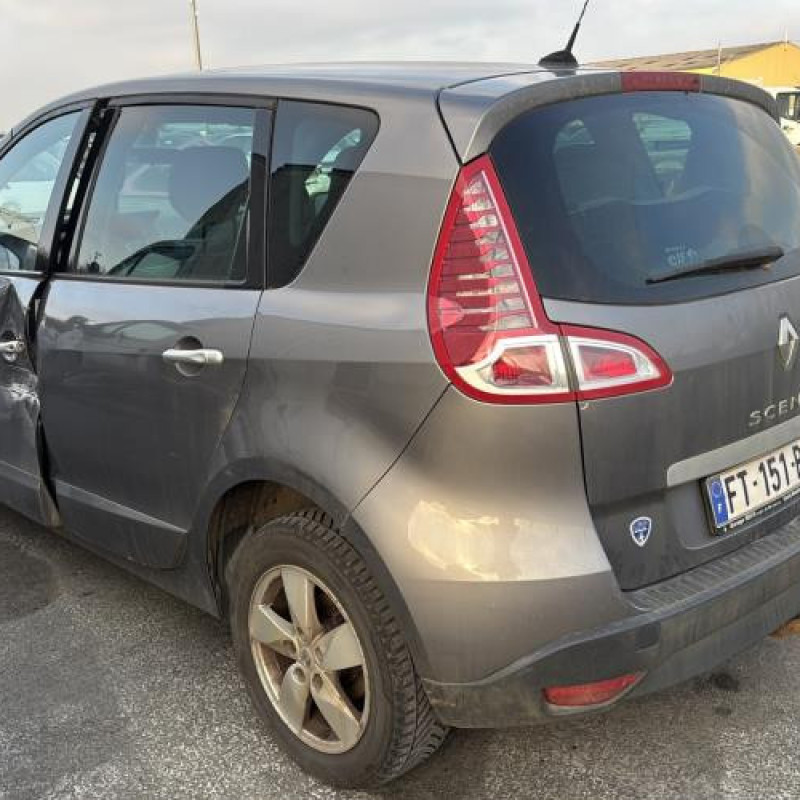 Feu arriere principal droit (feux) RENAULT SCENIC 3 Photo n°4