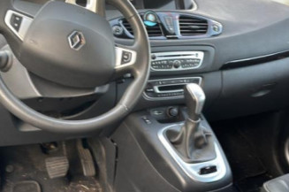 Feu arriere principal droit (feux) RENAULT SCENIC 3