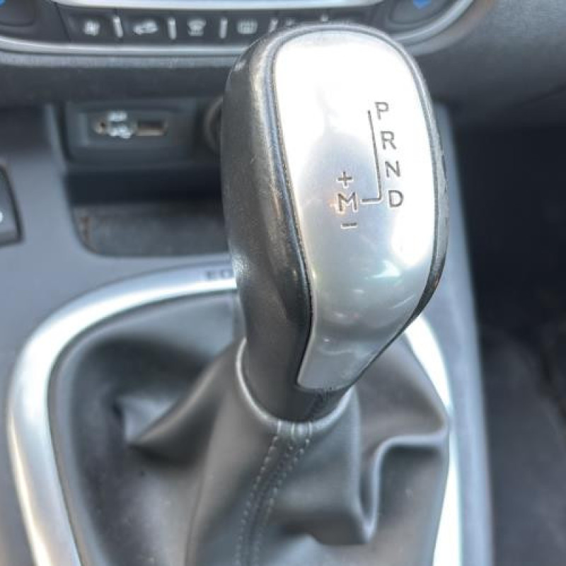 Feu arriere principal droit (feux) RENAULT SCENIC 3 Photo n°18