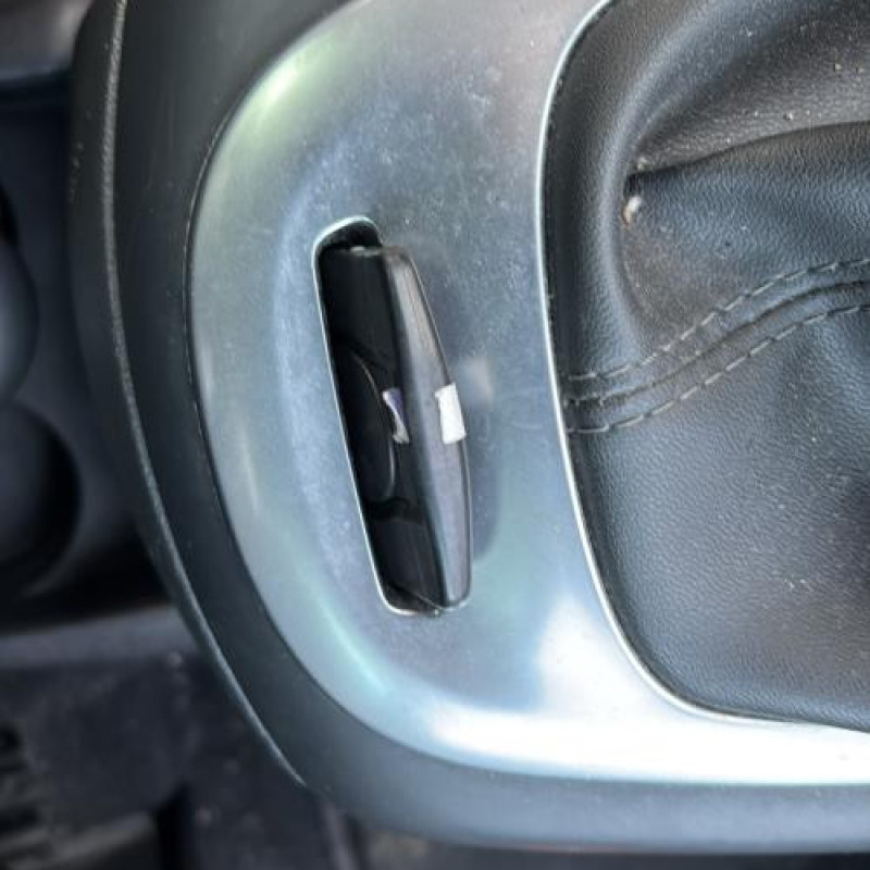 Feu arriere principal droit (feux) RENAULT SCENIC 3 Photo n°19