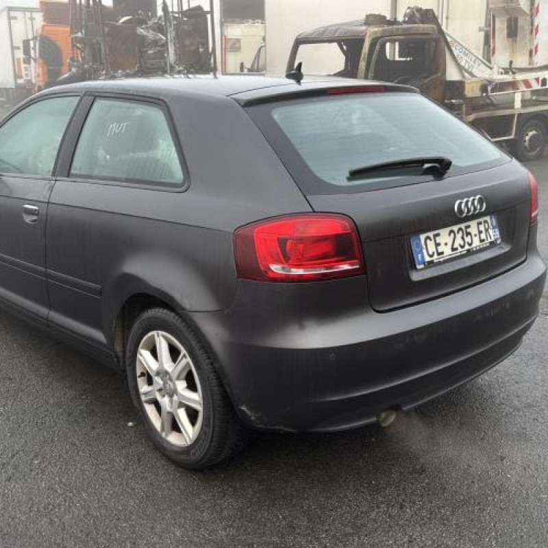 Feu arriere principal droit (feux) AUDI A3 2 Photo n°4