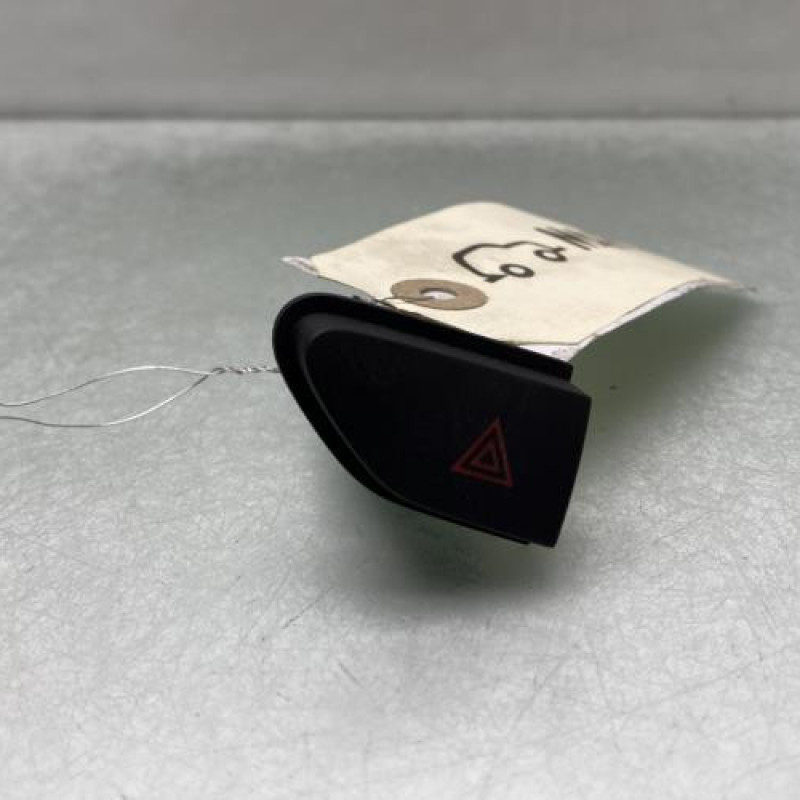 Bouton de warning RENAULT ZOE 1 Photo n°1
