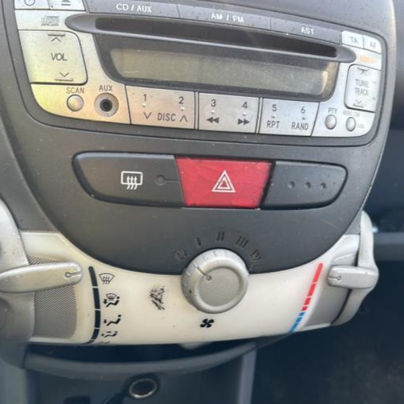 Serrure avant gauche CITROEN C1 1 Photo n°19
