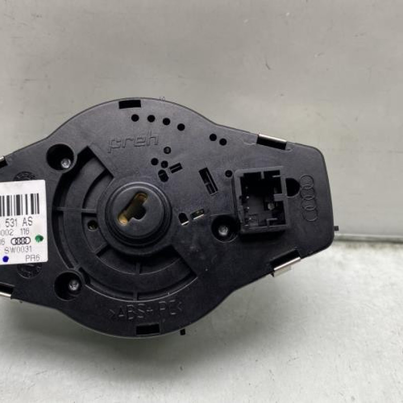 Commande de phare AUDI A4 3 Photo n°1