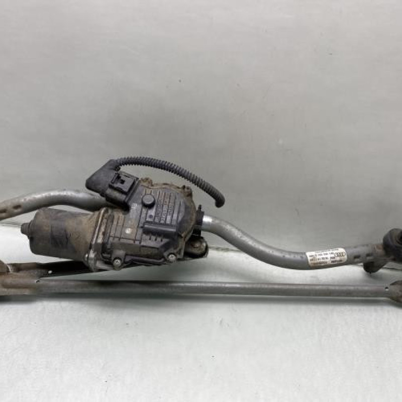 Moteur essuie glace avant AUDI A4 3 Photo n°1