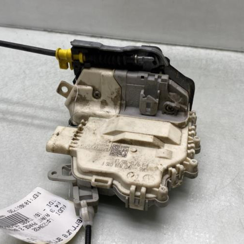 Serrure arriere droit AUDI A4 3 Photo n°3