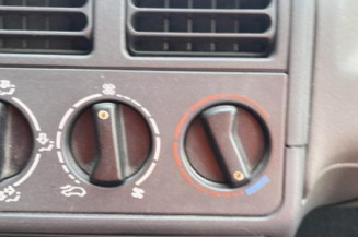 Optique avant secondaire gauche (feux)(clignotant) PEUGEOT 205