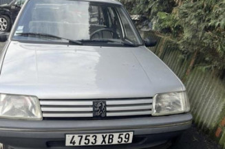 Optique avant secondaire gauche (feux)(clignotant) PEUGEOT 205