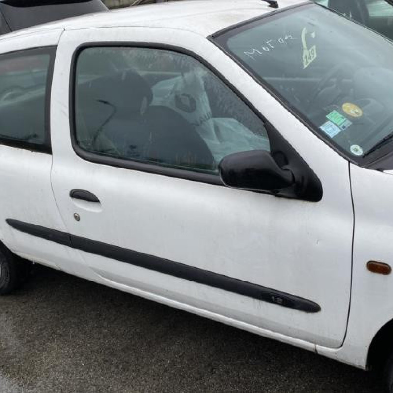 Optique avant principal droit (feux)(phare) RENAULT CLIO 2 Photo n°6
