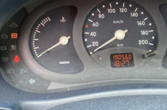 Optique avant principal droit (feux)(phare) RENAULT CLIO 2