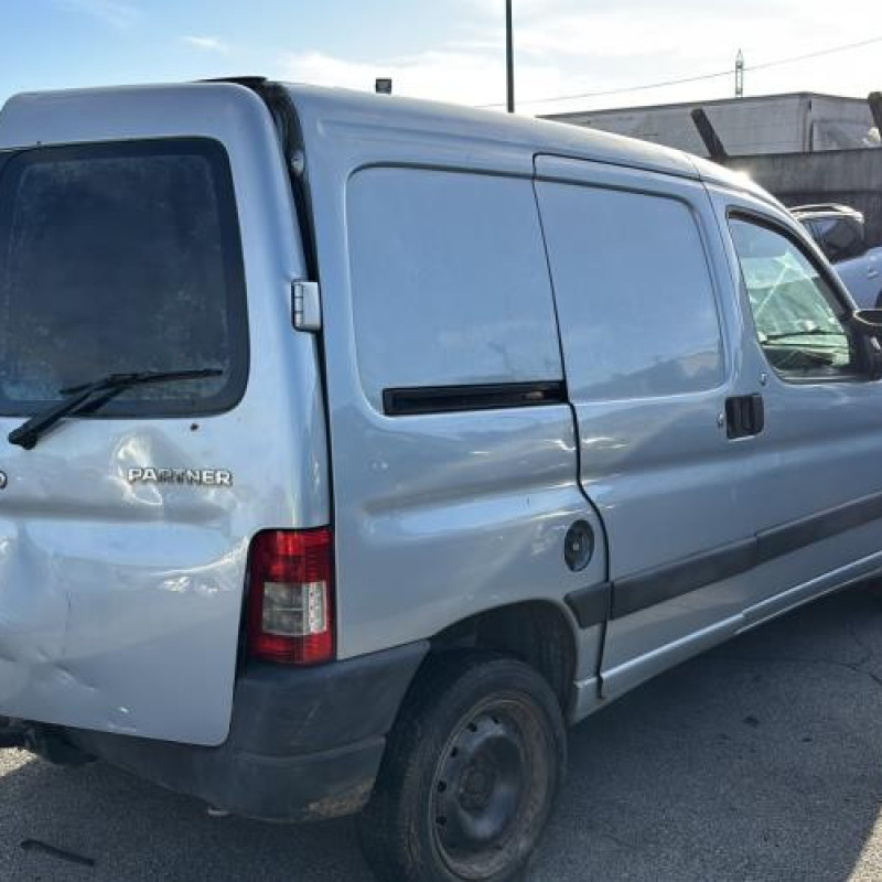 Moteur essuie glace avant PEUGEOT PARTNER 1 Photo n°8
