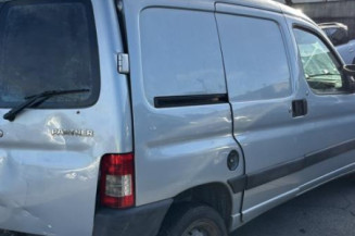 Serrure avant gauche PEUGEOT PARTNER 1