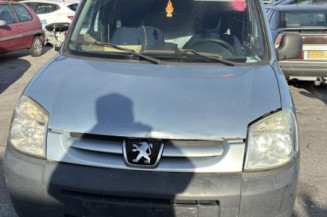 Serrure avant gauche PEUGEOT PARTNER 1