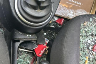 Optique avant principal gauche (feux)(phare) FORD FIESTA 5