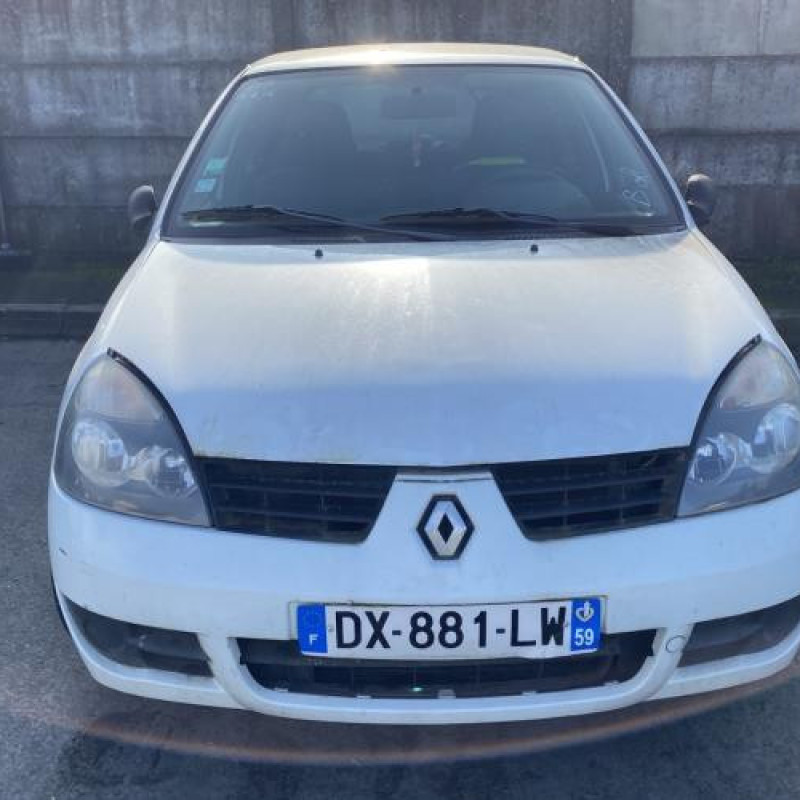 Optique avant principal droit (feux)(phare) RENAULT CLIO 2 CAMPUS Photo n°13