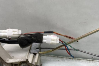 Serrure avant droit OPEL AGILA A