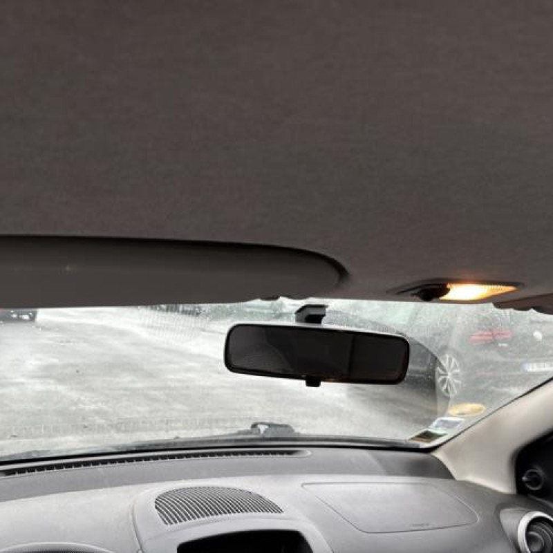 Boitier air bag PEUGEOT 107 Photo n°13