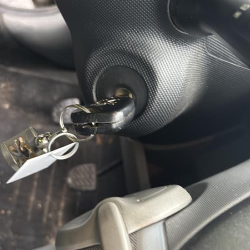 Ceinture avant droit PEUGEOT 107 Photo n°19