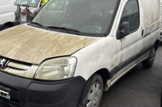 Moteur essuie glace avant PEUGEOT PARTNER 1