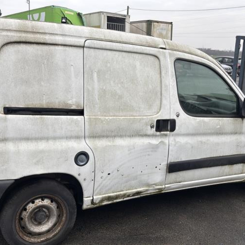 Moteur essuie glace avant PEUGEOT PARTNER 1 Photo n°11