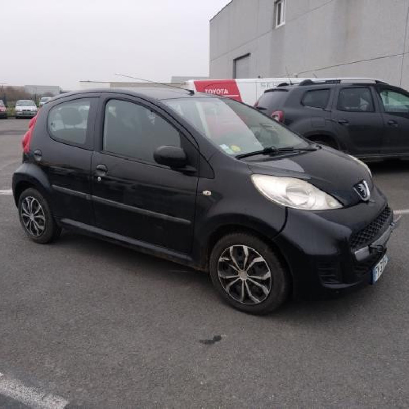 Serrure avant gauche PEUGEOT 107 Photo n°6