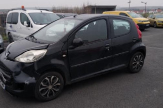 Serrure avant gauche PEUGEOT 107