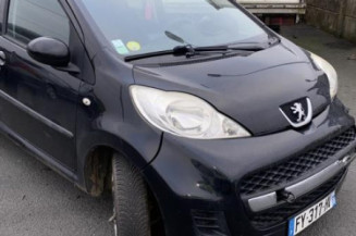Serrure avant gauche PEUGEOT 107