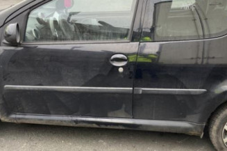 Serrure avant gauche PEUGEOT 107