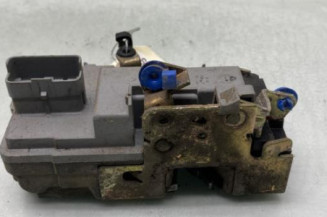 Serrure avant gauche CITROEN BERLINGO 1