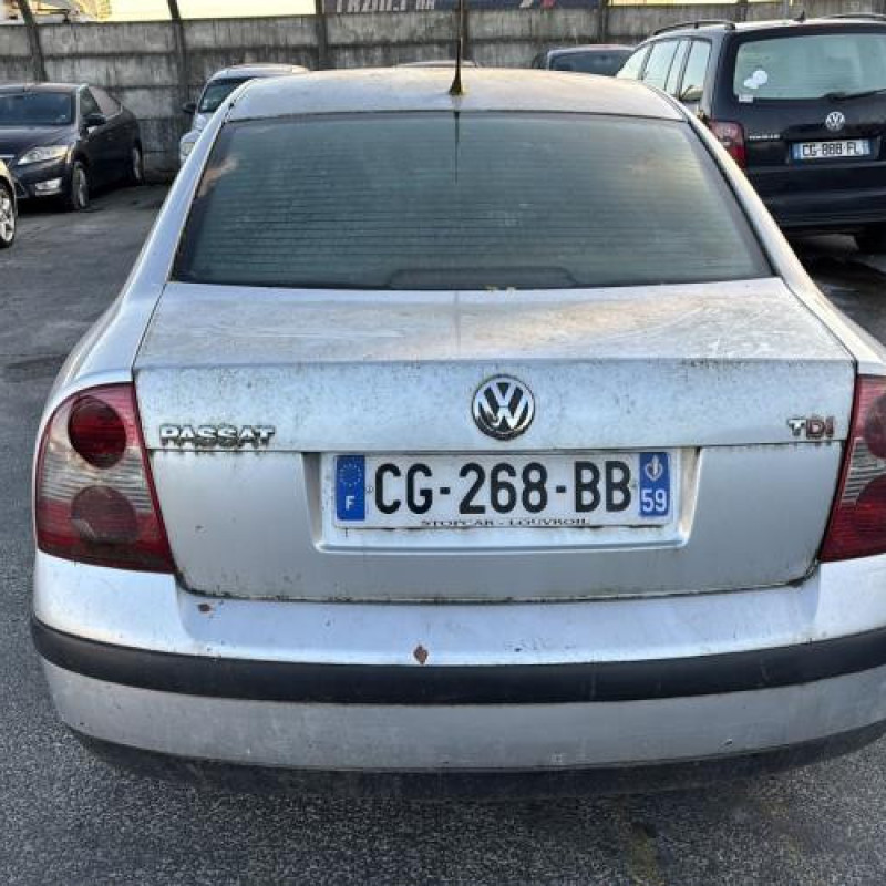 Serrure de coffre VOLKSWAGEN PASSAT 4 Photo n°8
