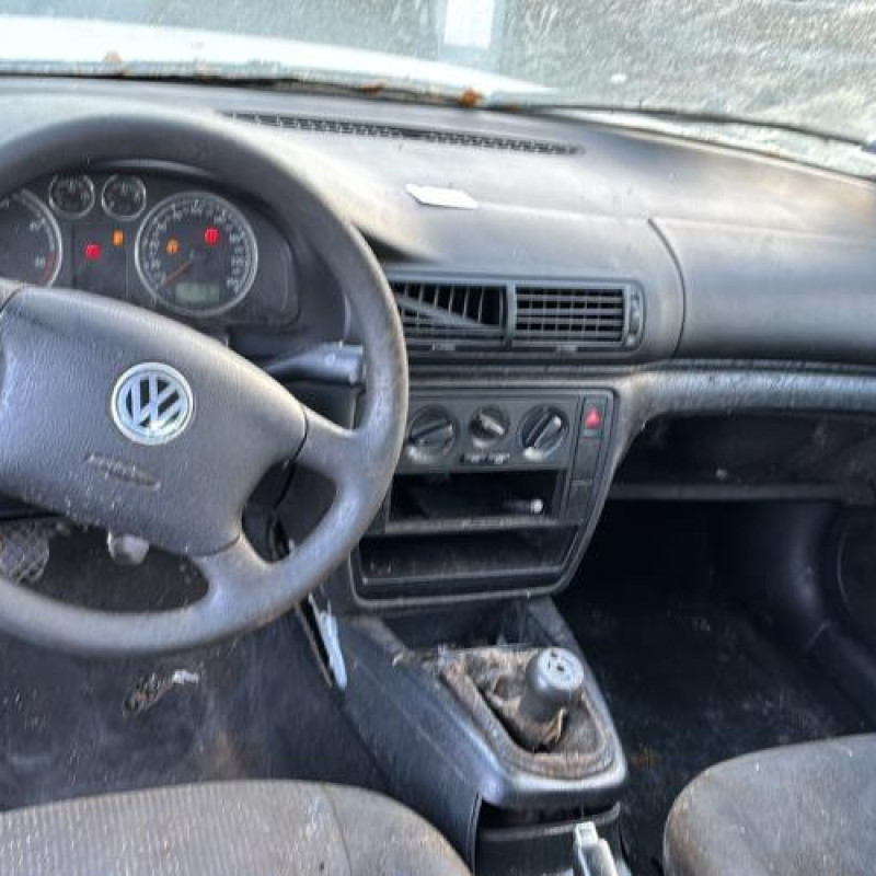 Serrure de coffre VOLKSWAGEN PASSAT 4 Photo n°16