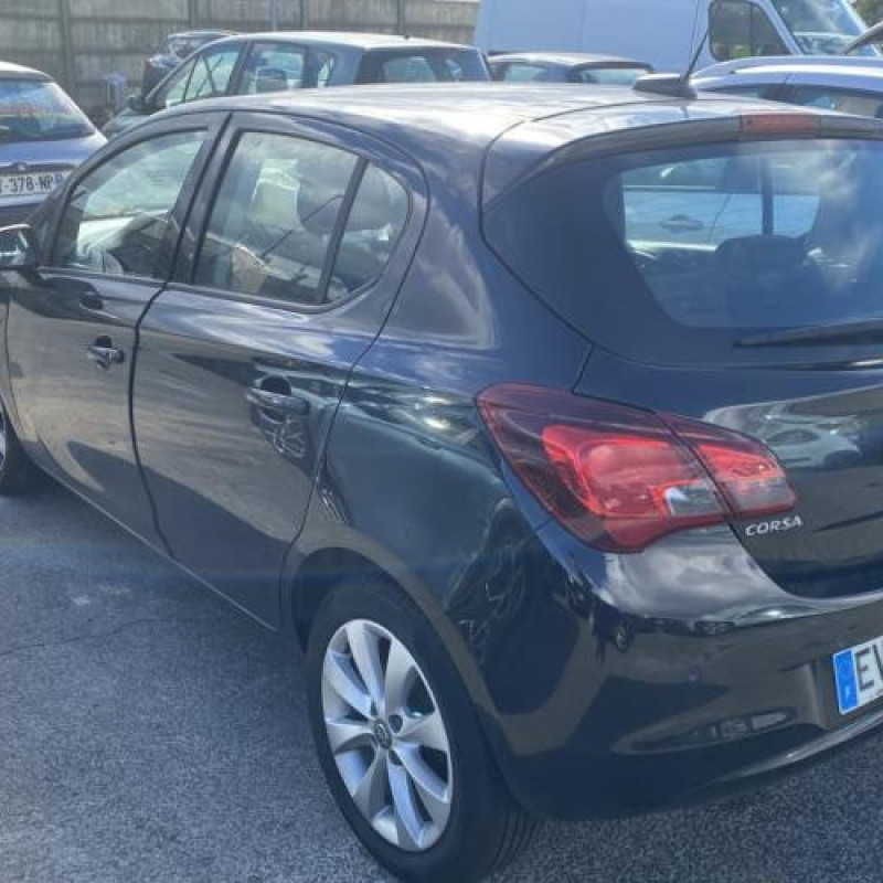 Feu arriere principal droit (feux) OPEL CORSA E Photo n°17