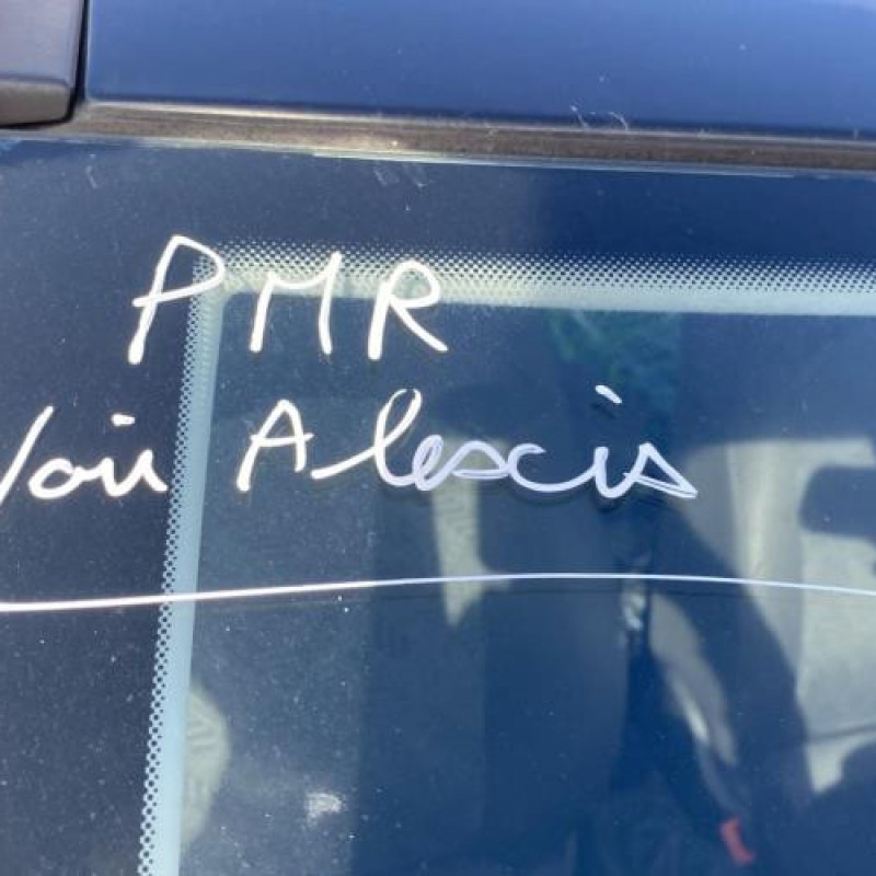 Feu arriere principal droit (feux) OPEL CORSA E Photo n°20