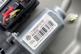 Leve vitre electrique avant gauche SKODA OCTAVIA 2