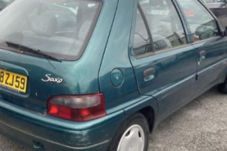 Retroviseur droit CITROEN SAXO