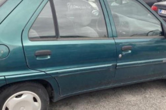 Retroviseur droit CITROEN SAXO