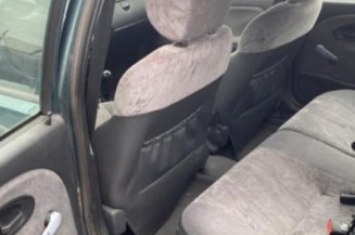 Retroviseur droit CITROEN SAXO