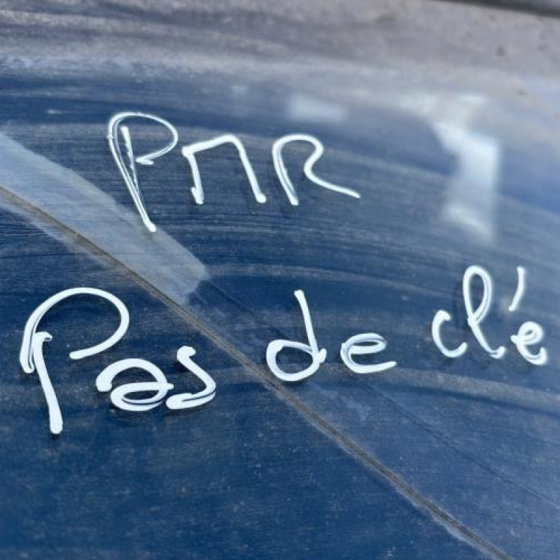 Bras essuie glace arriere RENAULT SCENIC 1 Photo n°16