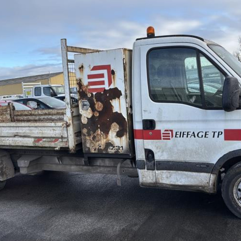 Cric RENAULT MASTER 2 Photo n°4